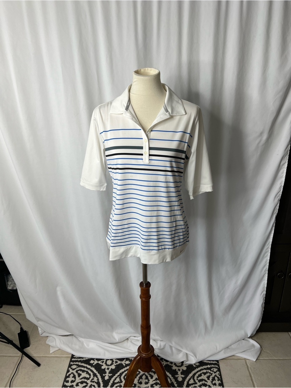Nike Golf Dri-FIT Striped Performance Polo Top – Women’s Large